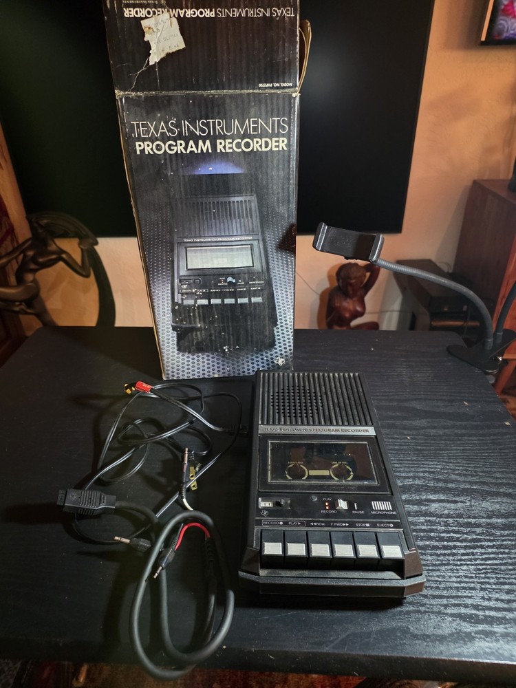VINTAGE TEXAS INSTRUMENTS PROGRAM RECORDER CASSETTE PLAYER / RECORDER PHP2700