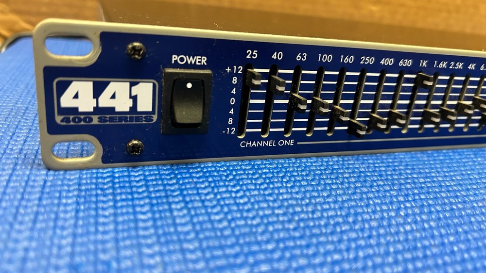 APPLIED RESEARCH AND TECHNOLOGY MODEL 441 EQUALIZER