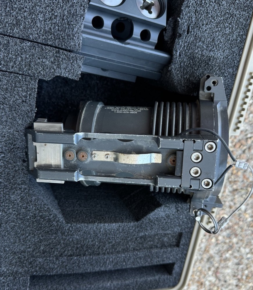 Surefire Hellfighter High Intensity Light - Combat Short Barrel Mount M87 D