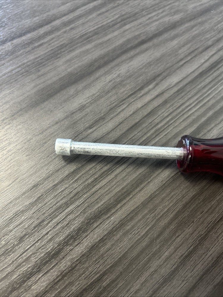 Xcelite 8M 1/4" x 3" Magnetic Nutdriver, Red Handle