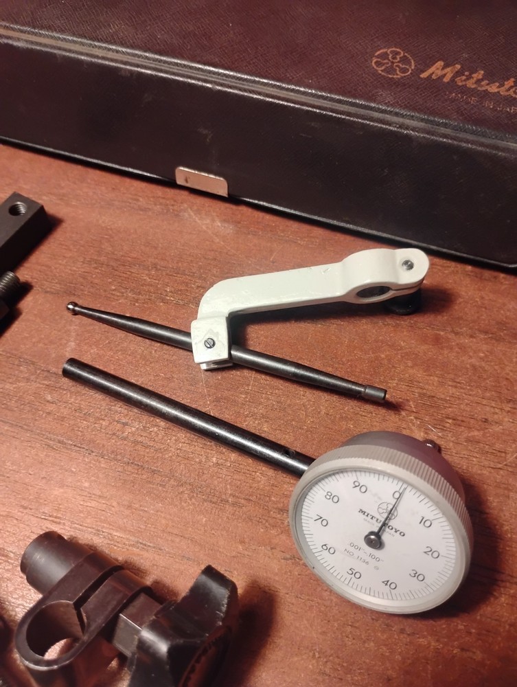 Mitutoyo No. 950-156 Dial Indicator Set *USED*