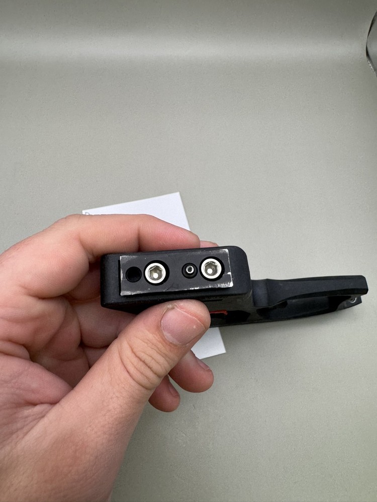 Dye Prize Frame Black