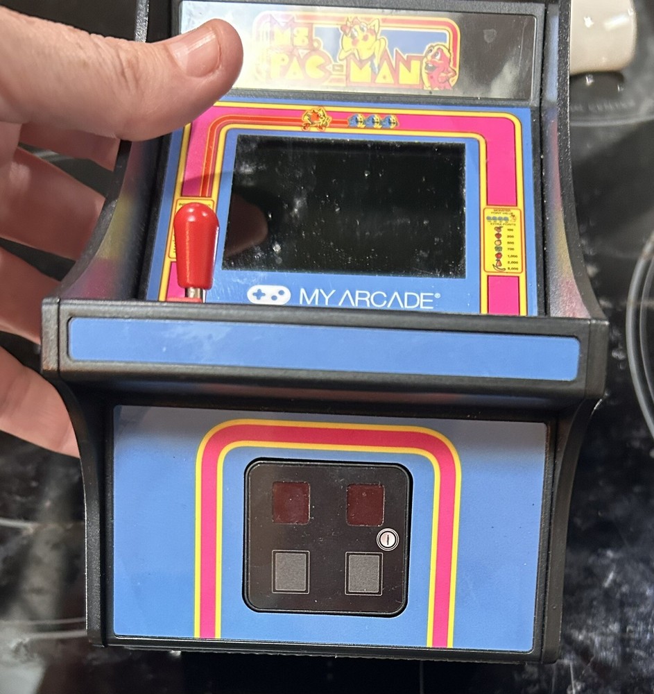 Retro Ms Pac-Man Arcade Game Mini 7”