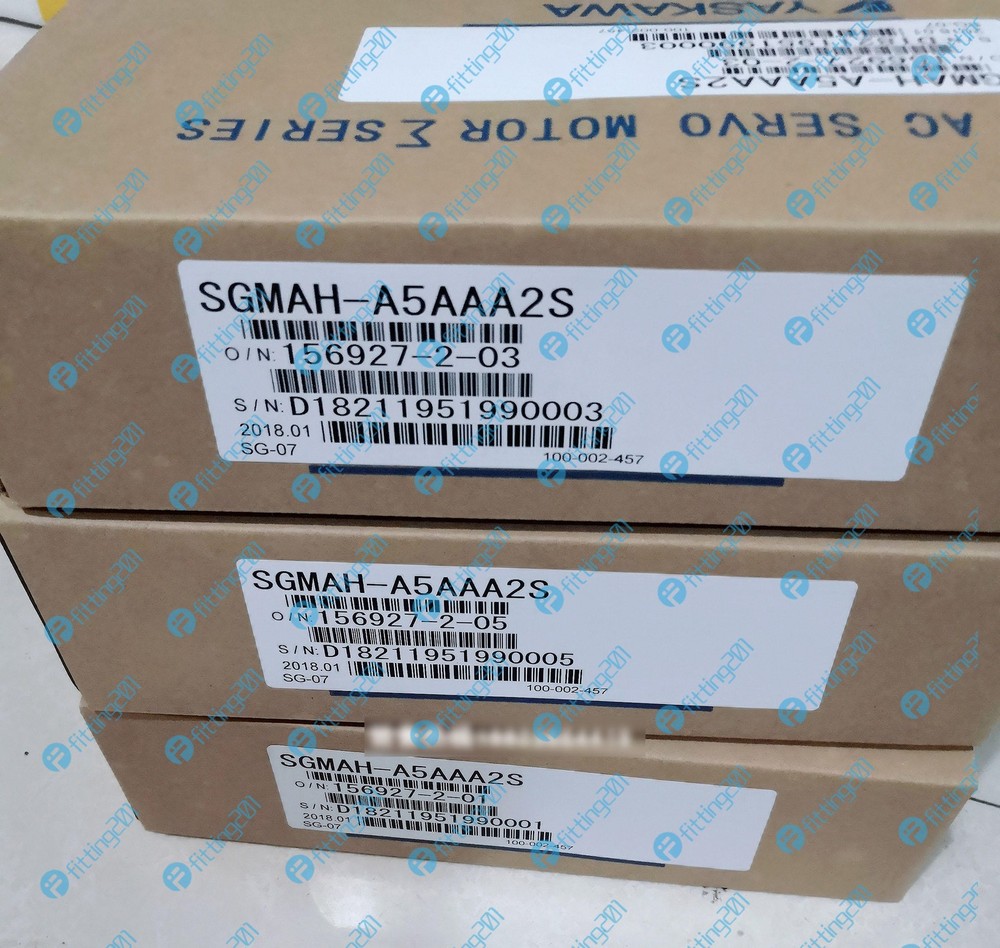 One new Yaskawa SGMAH-A5AAA2S servo motor