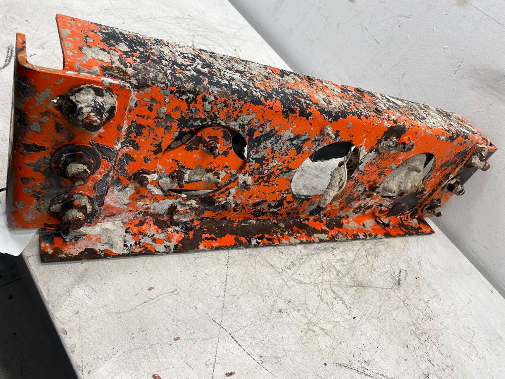 Peterbilt 335 Frame Crossmember (648-11281)