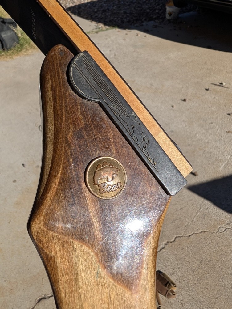 Brown Bear AMO Compound String Length 37 Bow - VINTAGE