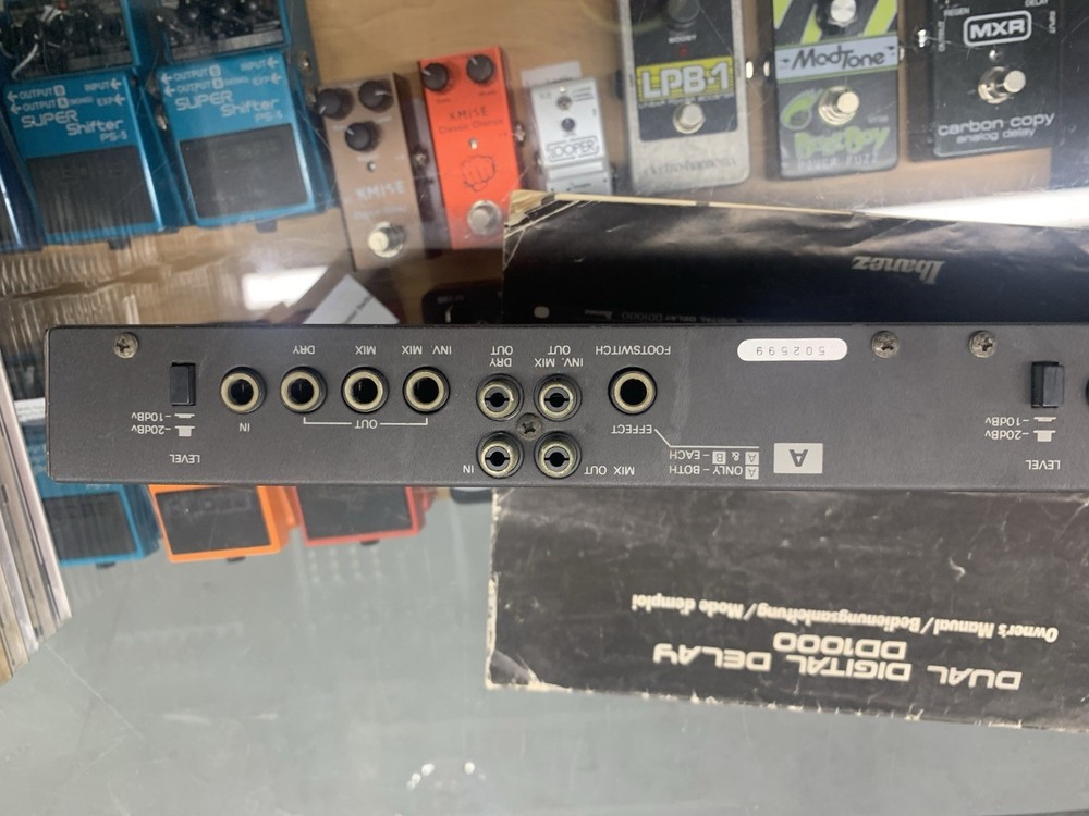 Ibanez DD1000 Dual Digital Delay-Vintage Multi-Effects Processor TESTED w/manual