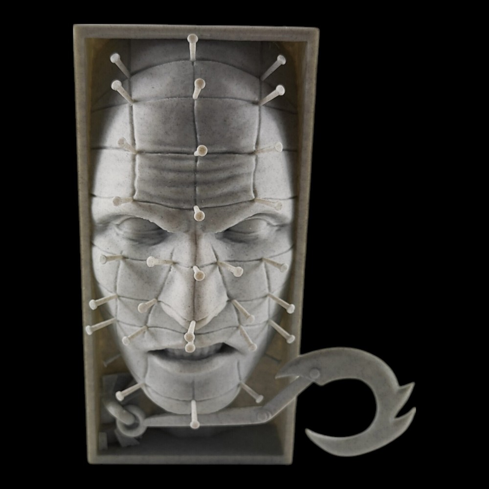 Hellraiser Pinhead-Inspired 3D-Printed Book Nook