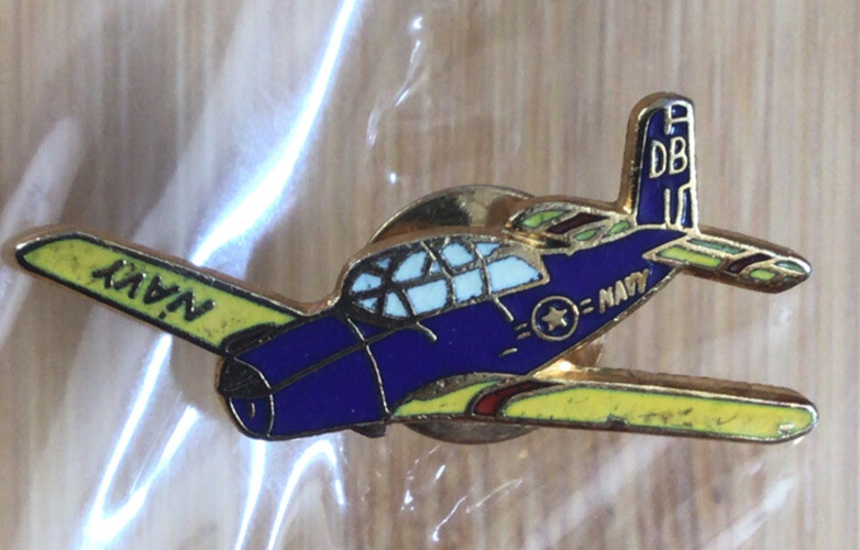 Curtiss Helldiver USN WWII Dive Bomber Lapel Pin