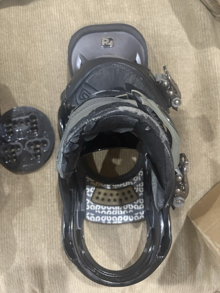 2006 Burton P1 Carbon Bindings w/ Binding Disc (Size 9)