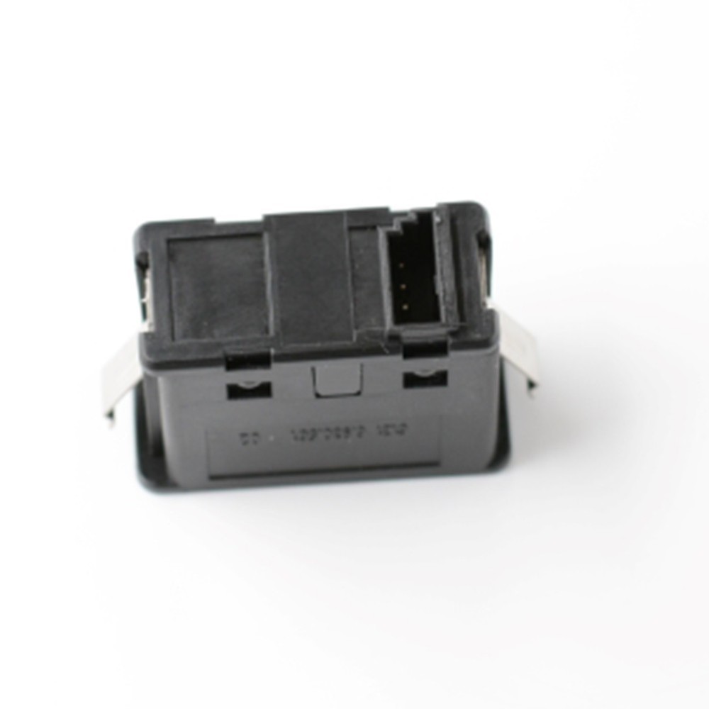OE Number 6930561 AUX Audio Socket for X Series E60 E61 E81 E87 E90
