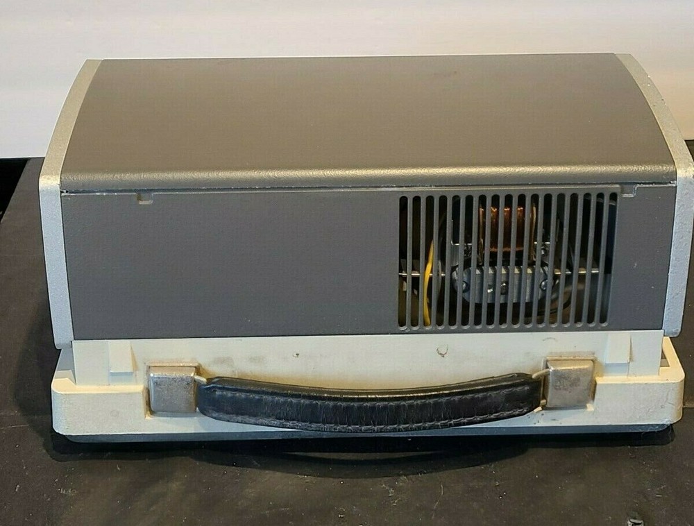 Vintage Honeywell Projector- Model 652- With Automatic Focus and Case (untested)