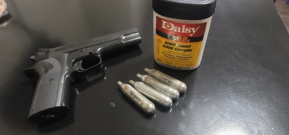 Crossman AirGUN 1008 repeatair
