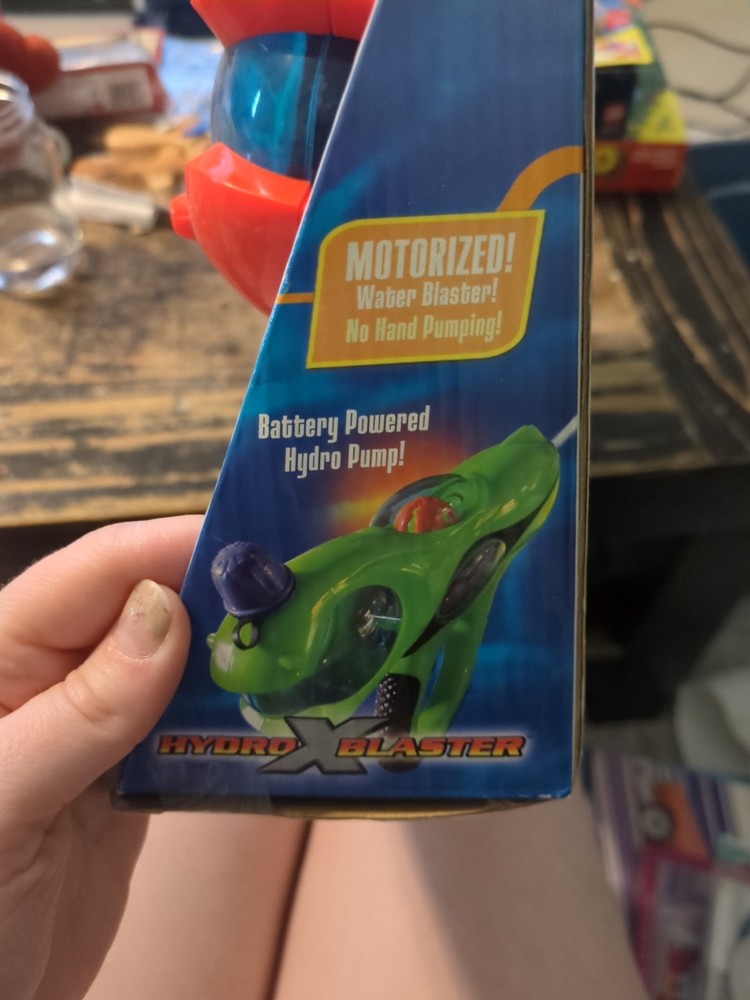 Hydro Blaster Motorized Water Blaster Gun New