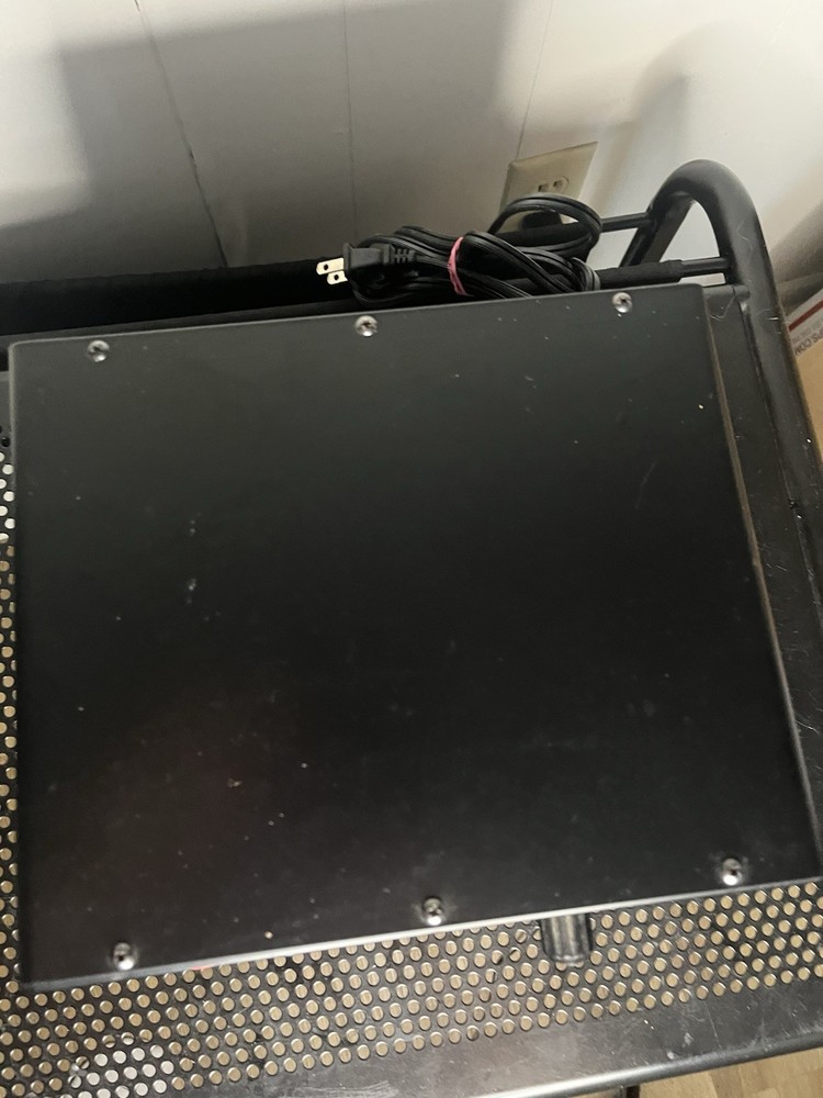 MFJ Model MFJ-4035MV Adjustable Regulated DC Power Supply