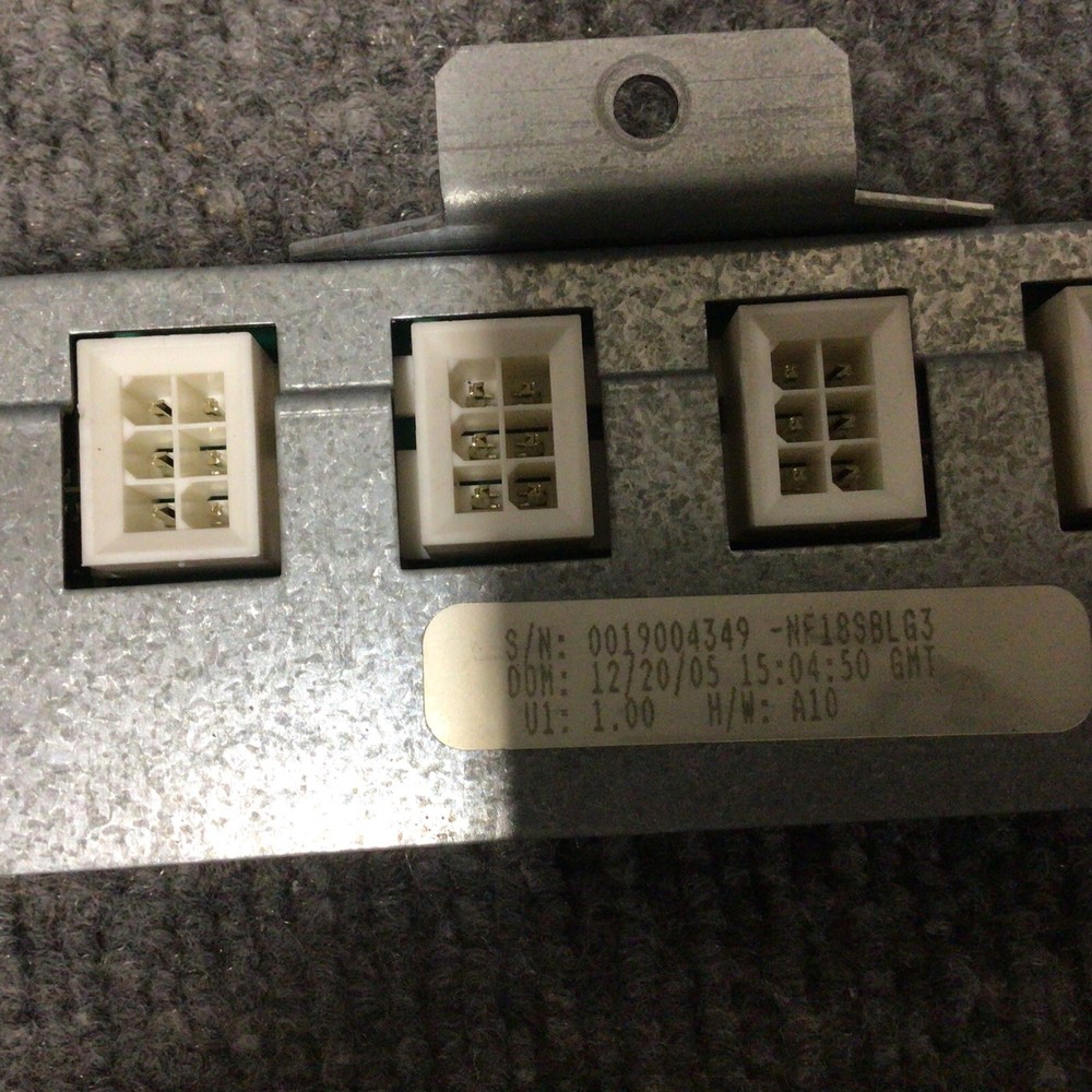 BRI Middle Atlantic 1SP Panel W/Brush Grommet