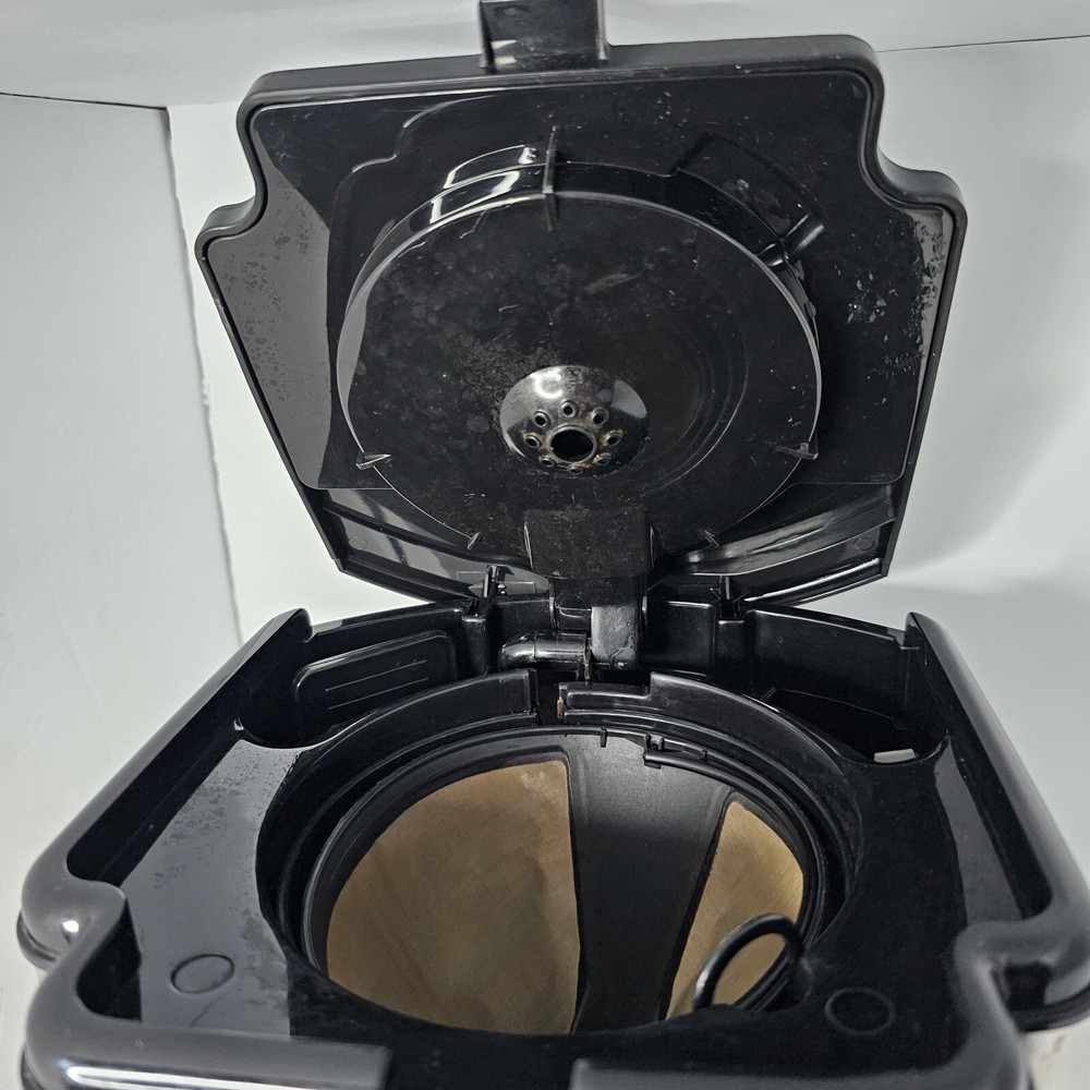 Cuisinart CBC-00 12-Cup Programmable Coffeemaker Silver/Black WORKS Breakfast