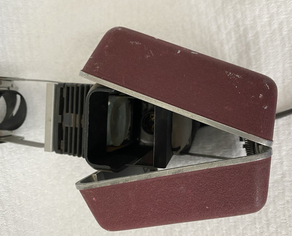Vintage Zeiss Ikon Slide Projector Folding Model – Untested, No Lens