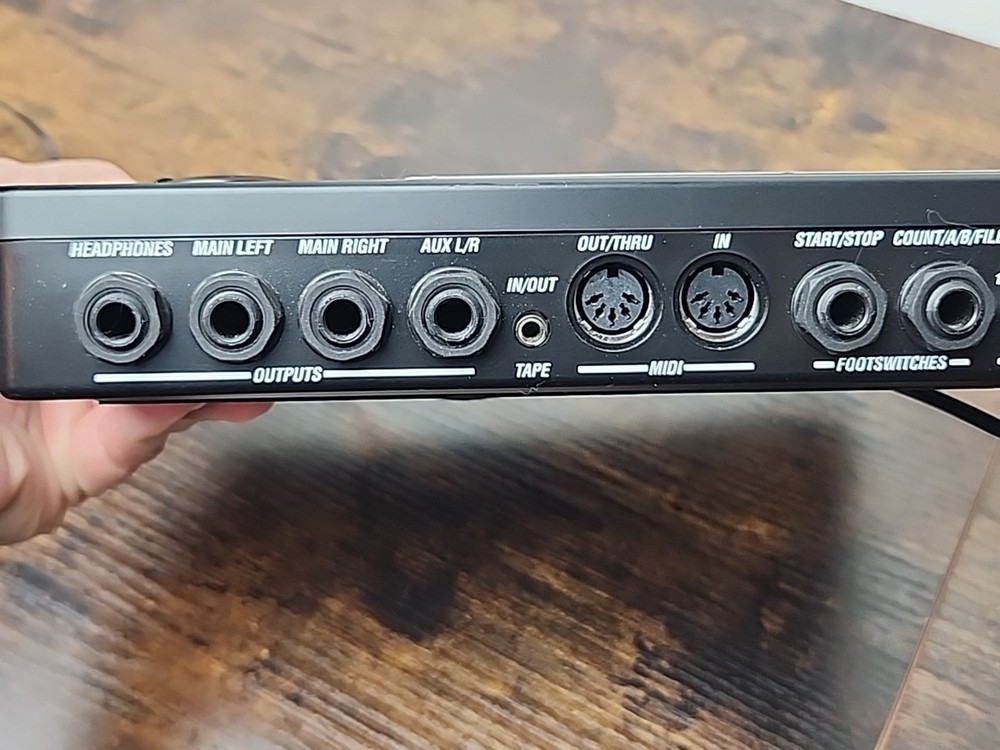 Alesis SR-16 24-Bit Stereo Drum Machine With Power Supply
