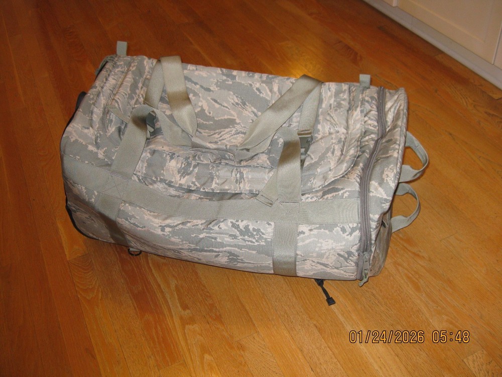 Thin Air Gear Deployment Bag Padded Expandable Rolling Duffle Backpack Style