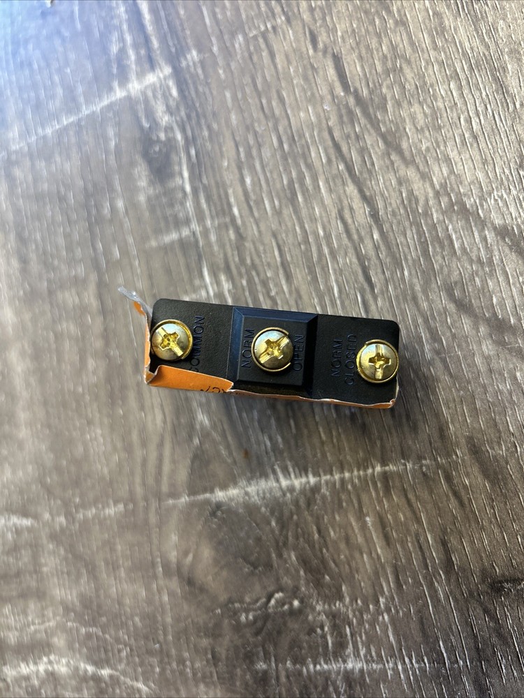 Micro Switch 6DXC7. Brand New