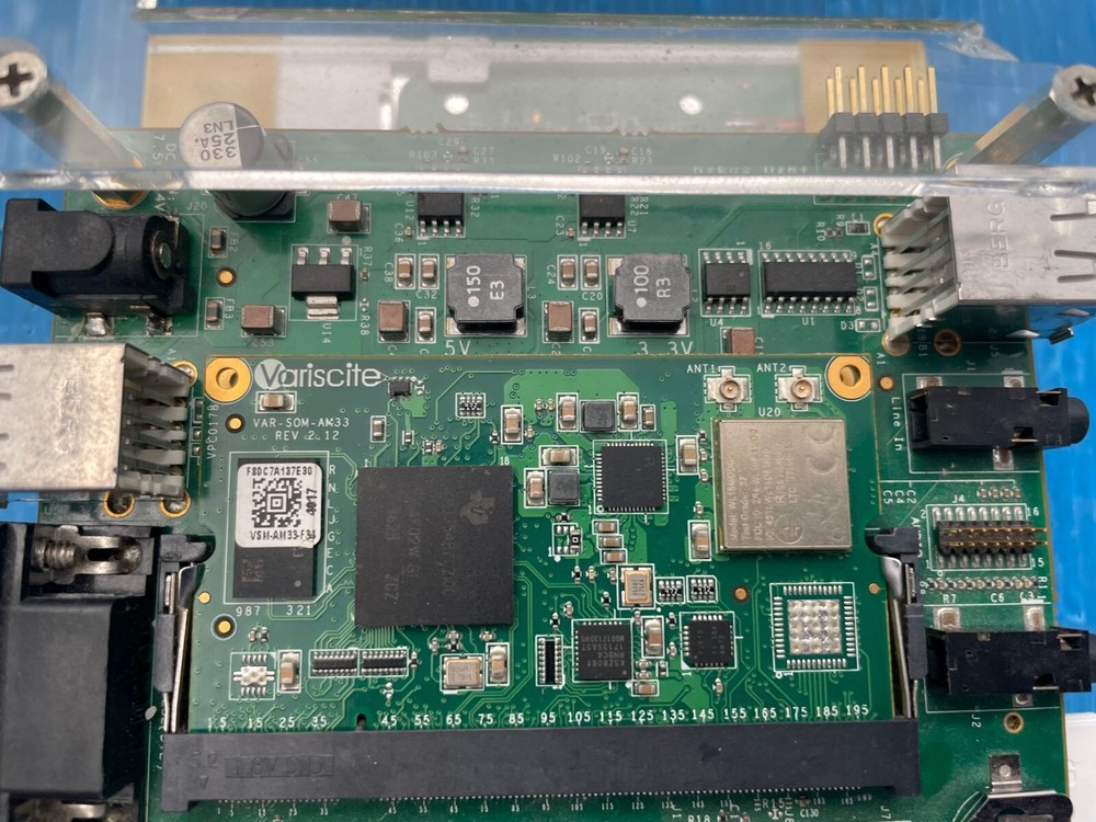 Variscite VAR-SOM-AM33, VCB-AM33-04 Board w/ LCD Display
