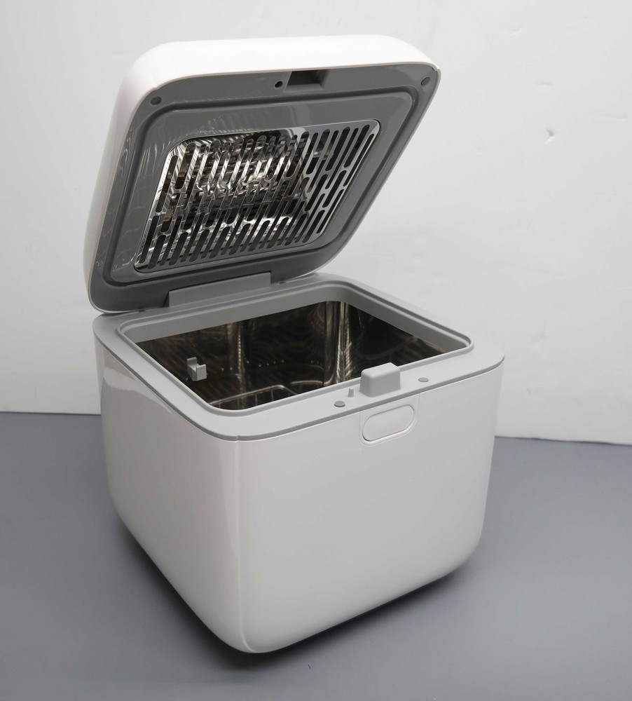 Philips Hue 563858 UV Light Sanitizer Box READ