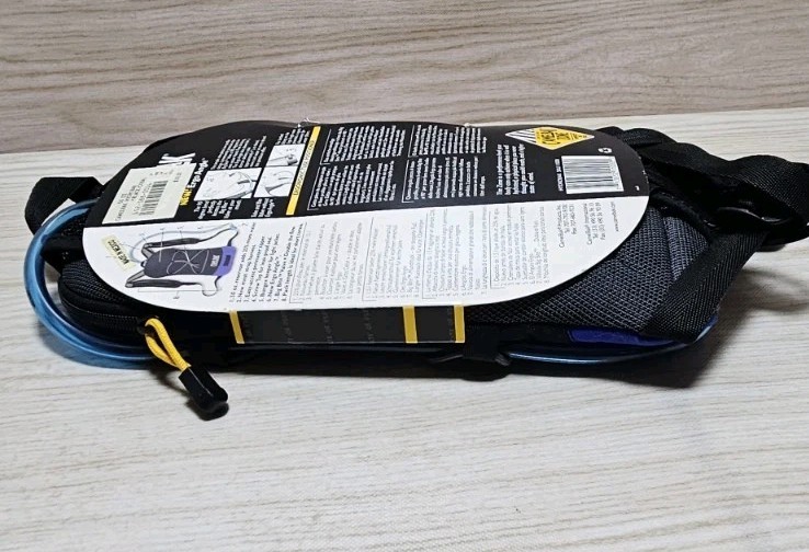 ** NEW SEALED W Tags ** Camelback Hydrobak Water 50 Oz Backpack