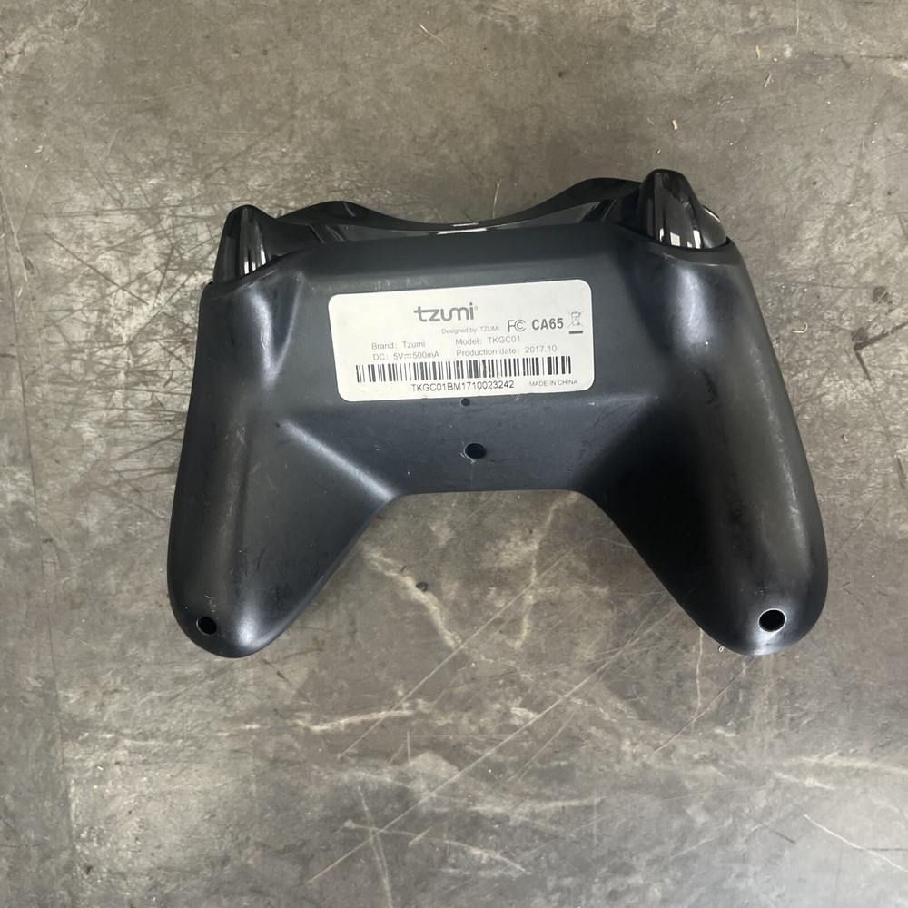 Tzumi Dream Vision TKGC01 Controller Black