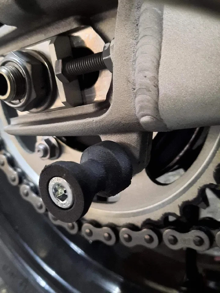 Paddock stand bobbin M6