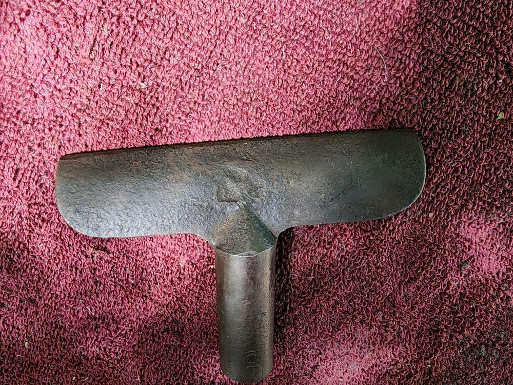 Vintage 4" Tool Rest, 11/16" Post