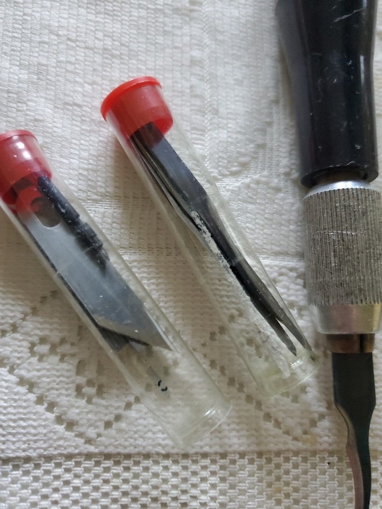 Whittling / Carving Set, Handle, Case