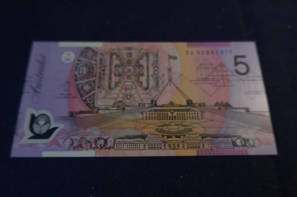 AUSTRALIA 2002-2009 POLYMER ISSUE, $5, P57a DATED 2002, MACFARLANE & HENRY - UNC