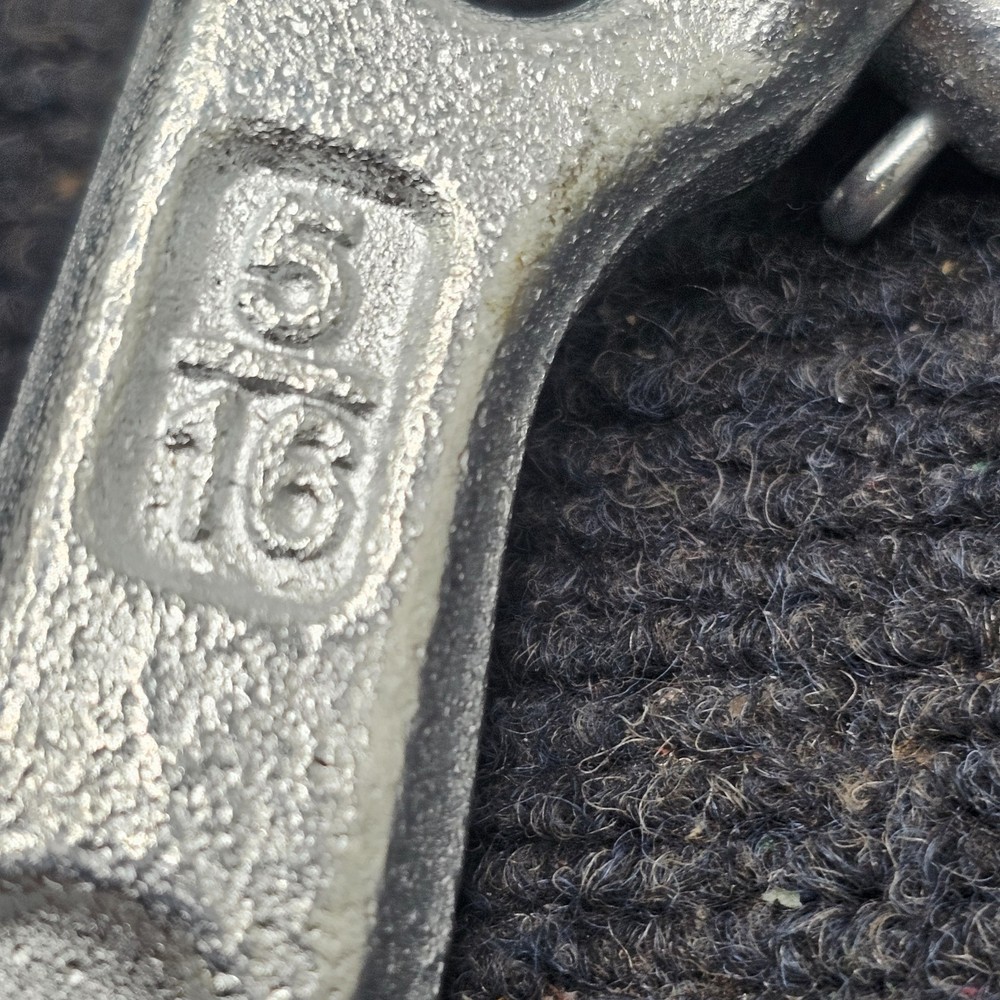 King Chain TG115840-D: Clevis Grab Hook 5/16"