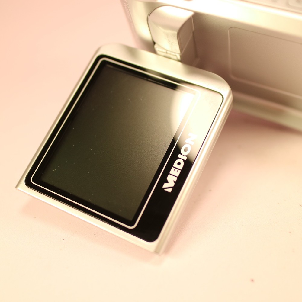 Medion MD 85544 Handheld Compact Digital Video Recorder Silver Tested