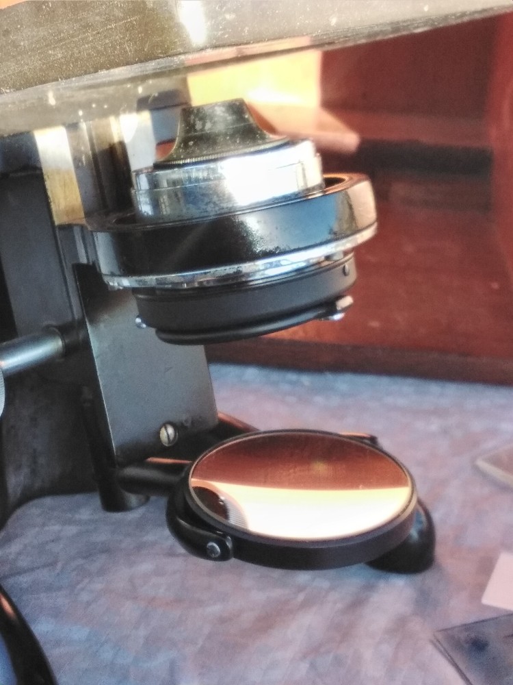 MICROSCOPE WATSON & SONS SERVICE MICROSCOPE AND CASE AND GLASS SLIDES