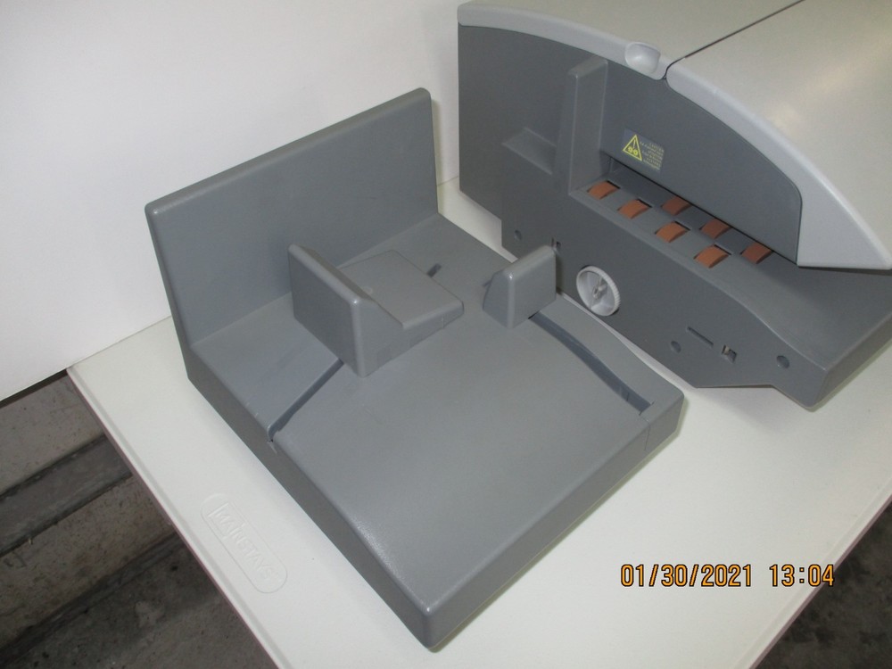 Automatic Mailing Machine Envelope Sealer 235 per min. L/Stacker Tray - Modified