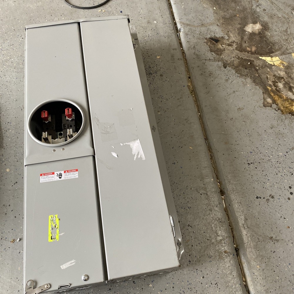 SIEMENS, MC2442B1200ESV, LOW VOLTAGE METER LOAD CENTER COMBINATION.