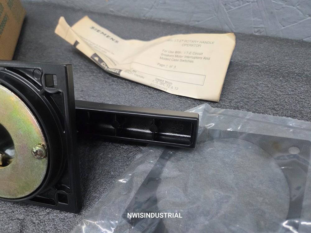 Siemens RHOH Disconnect Switch, Rotary, Variable Depth, Type 3/3R, 1/12 NEMA