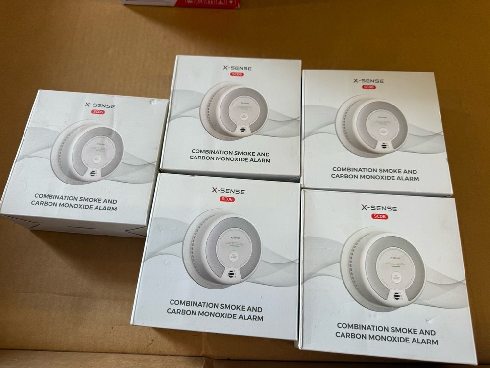 X-Sense SC06 Wireless Interconnected Combination Smoke and Carbon Monoxide
