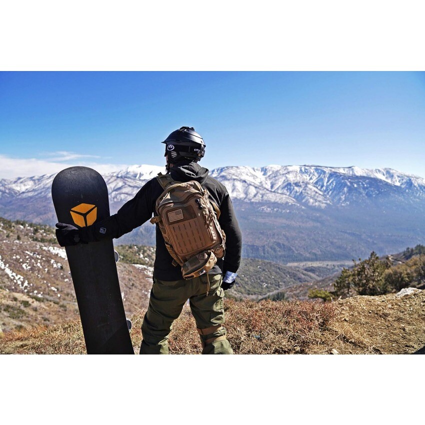 HAZARD 4 Sidewinder(TM) Full Sized Laptop Sling Pack - Black