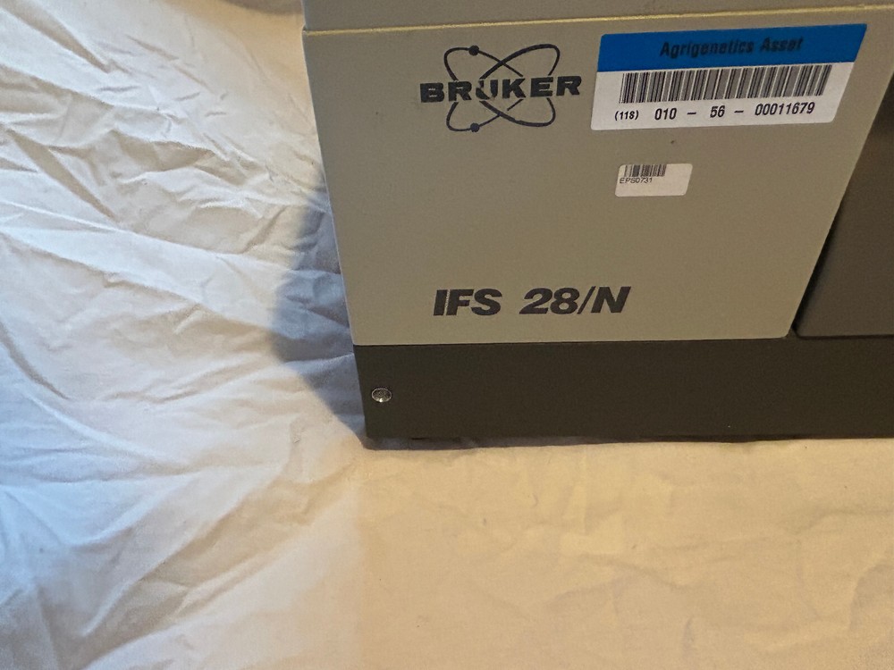 Bruker IFS 28/N NIR Spectrometer