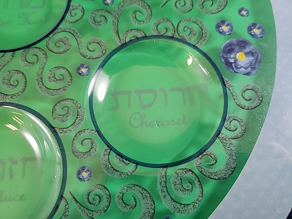 Round Glass "Elegant" Seder Plate