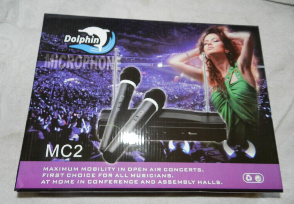 Dolphin MC2 Professional 2 pc wireless microphone system