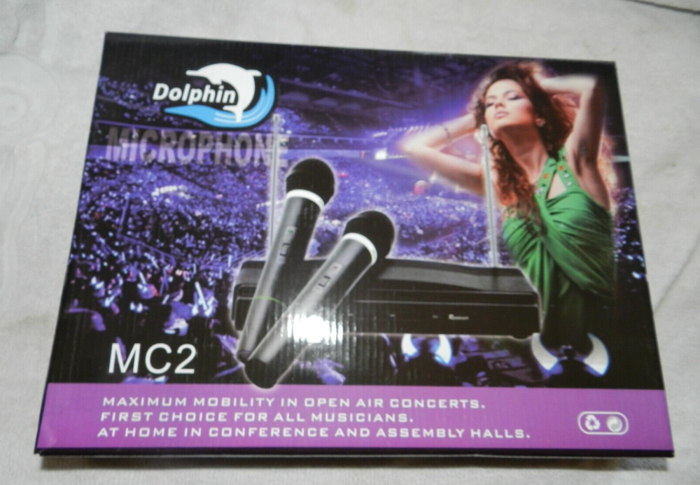 Dolphin MC2 Professional 2 pc wireless microphone system