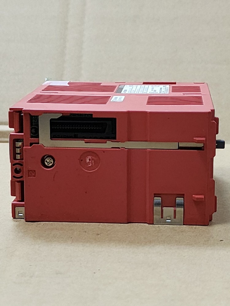 Q64PN MITSUBISHI POWER SUPPLY MODULE Q64PN