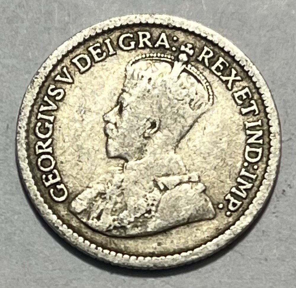 CANADA George V - 5 Cents - 1914 - Km-22 - Tiny Silver Coin - Possible Error