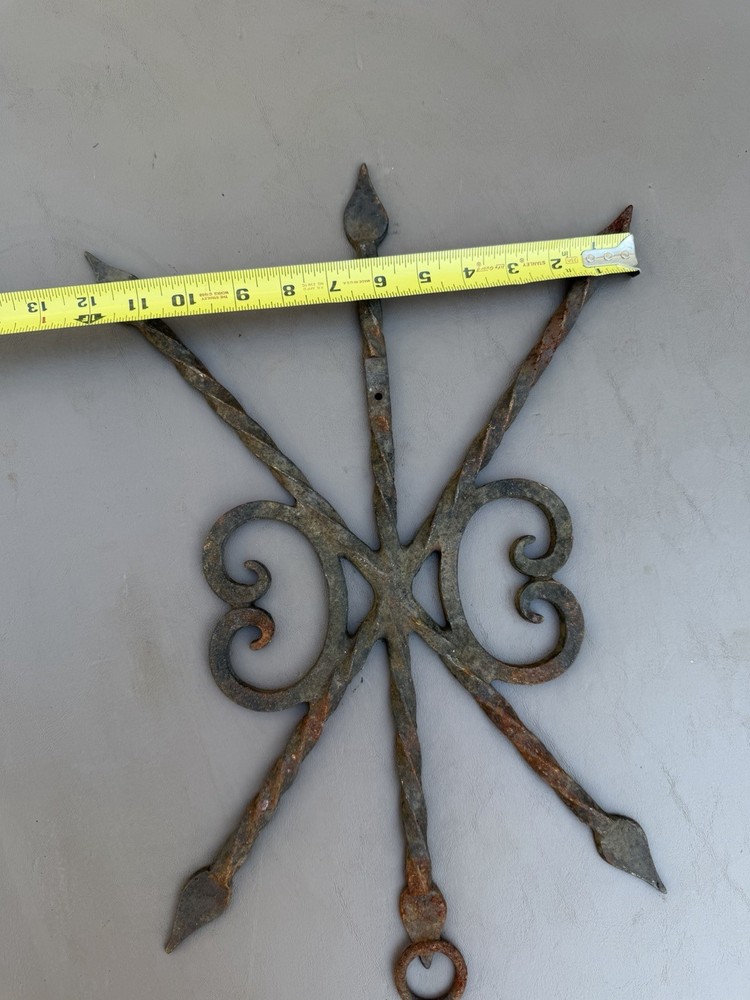 Vintage 1970s Gothic Arrow Black Wrought Iron Wall Sconce