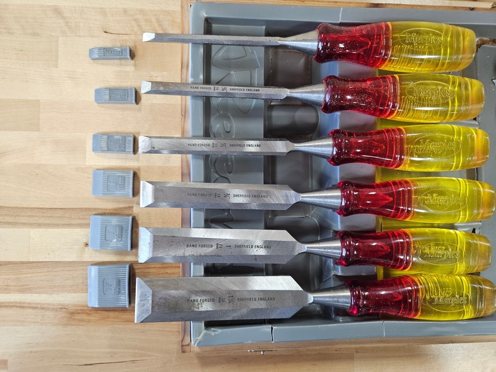 New Unsed Vintage Record Marples Splitproof Bevel Edge Chisel Set -- Not Irwin!