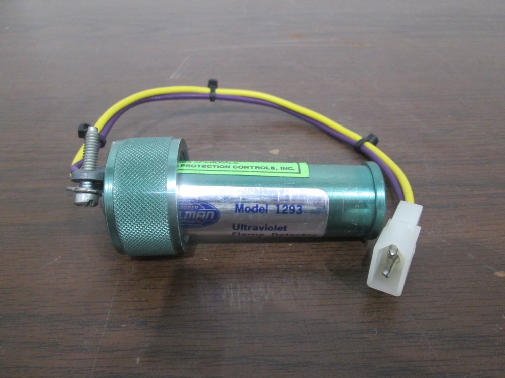 Barber Colman, Model 1293, Ultraviolet Flame Detector, Used